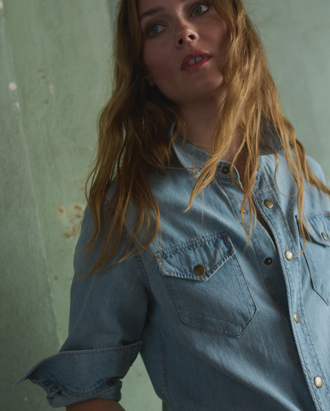 Women's Shoals Denim Shirt with Brass Snaps | Billy Reid