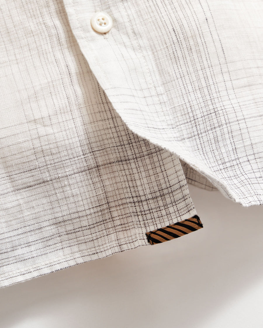 Short Sleeve Linen Line Plaid Banks Shirt in White/Multi
