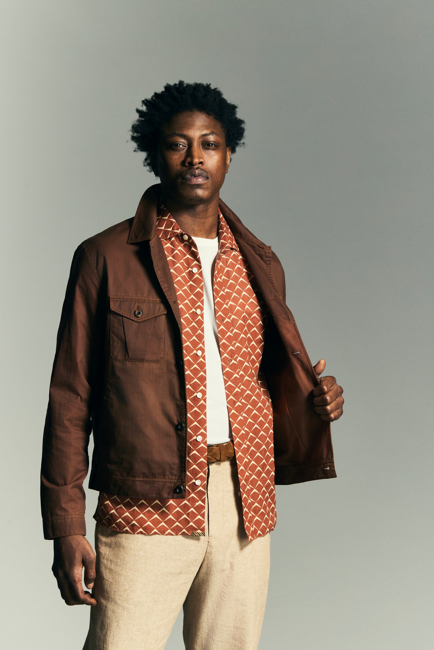 Model is 6'2" wearing size medium.
