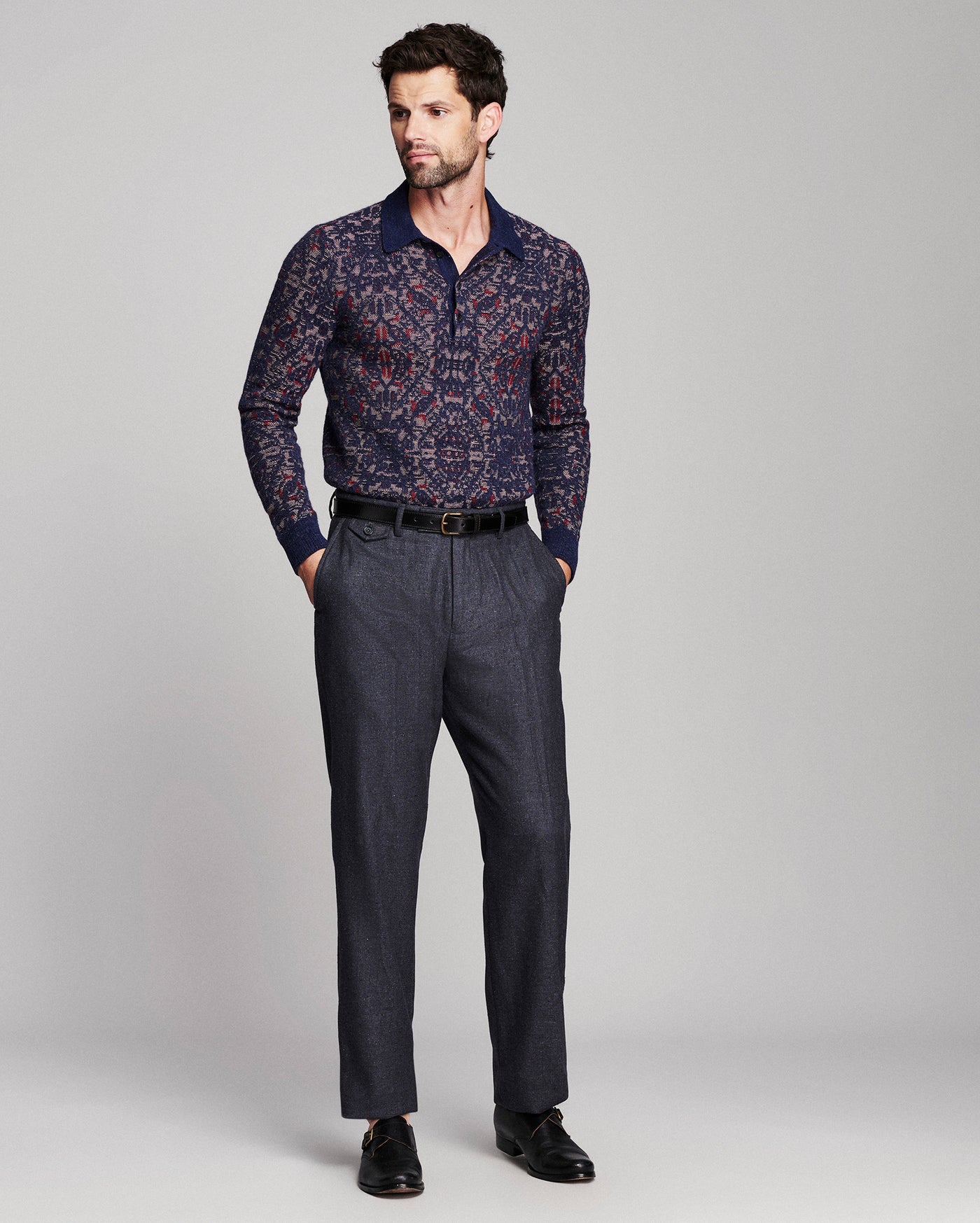 Model is 6'2" wearing size medium.