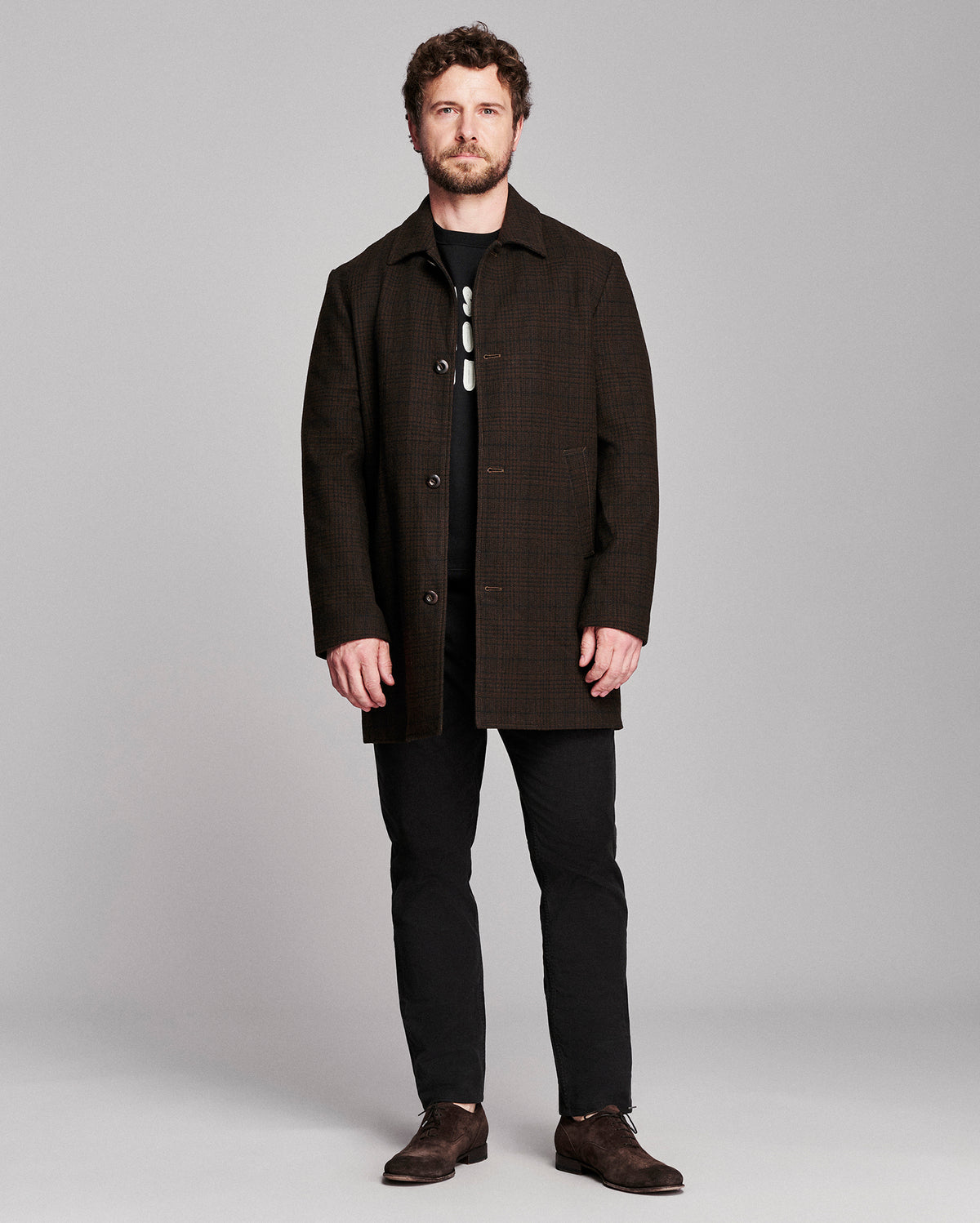 Model is 6'2" wearing size medium.