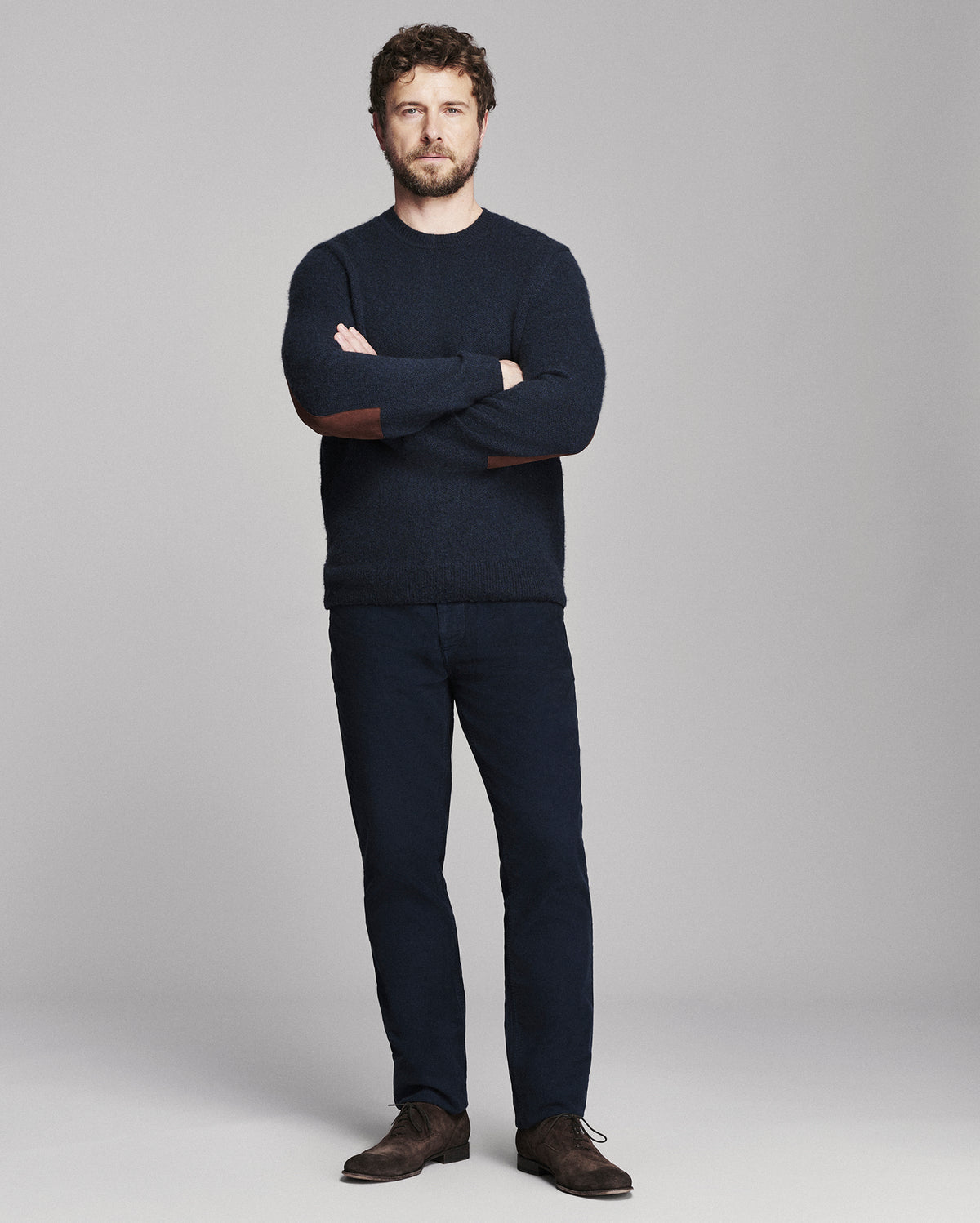 Model is 6'2" wearing size medium.