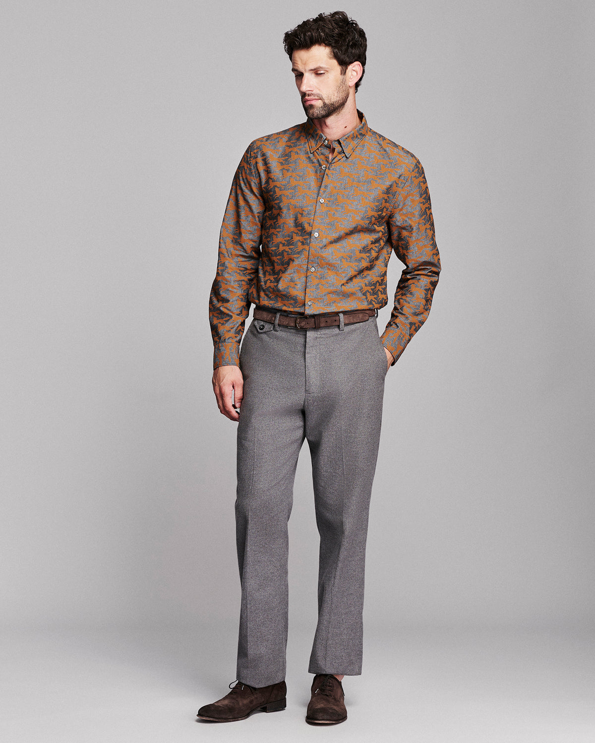 Model is 6'2" wearing size medium.