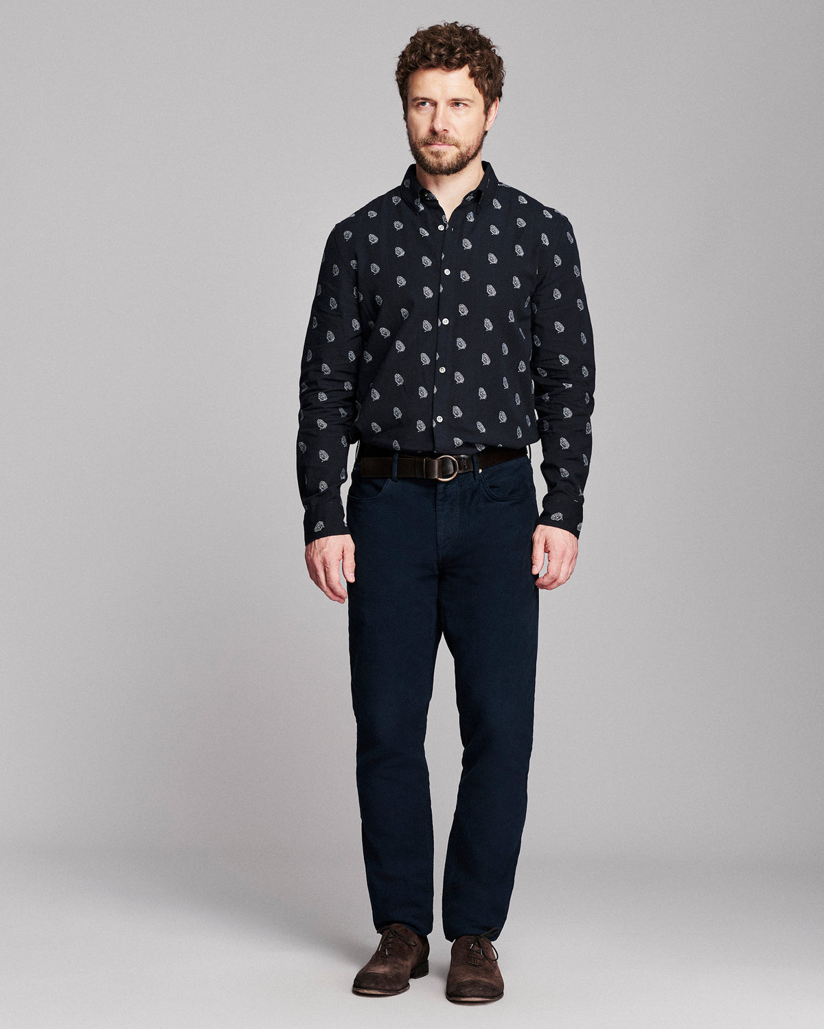 Model is 6'2" wearing size medium.