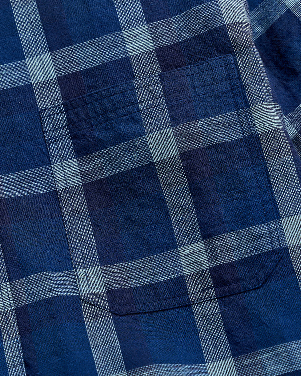 Tuscumbia Shirt Button Down in Indigo | Pocket detail