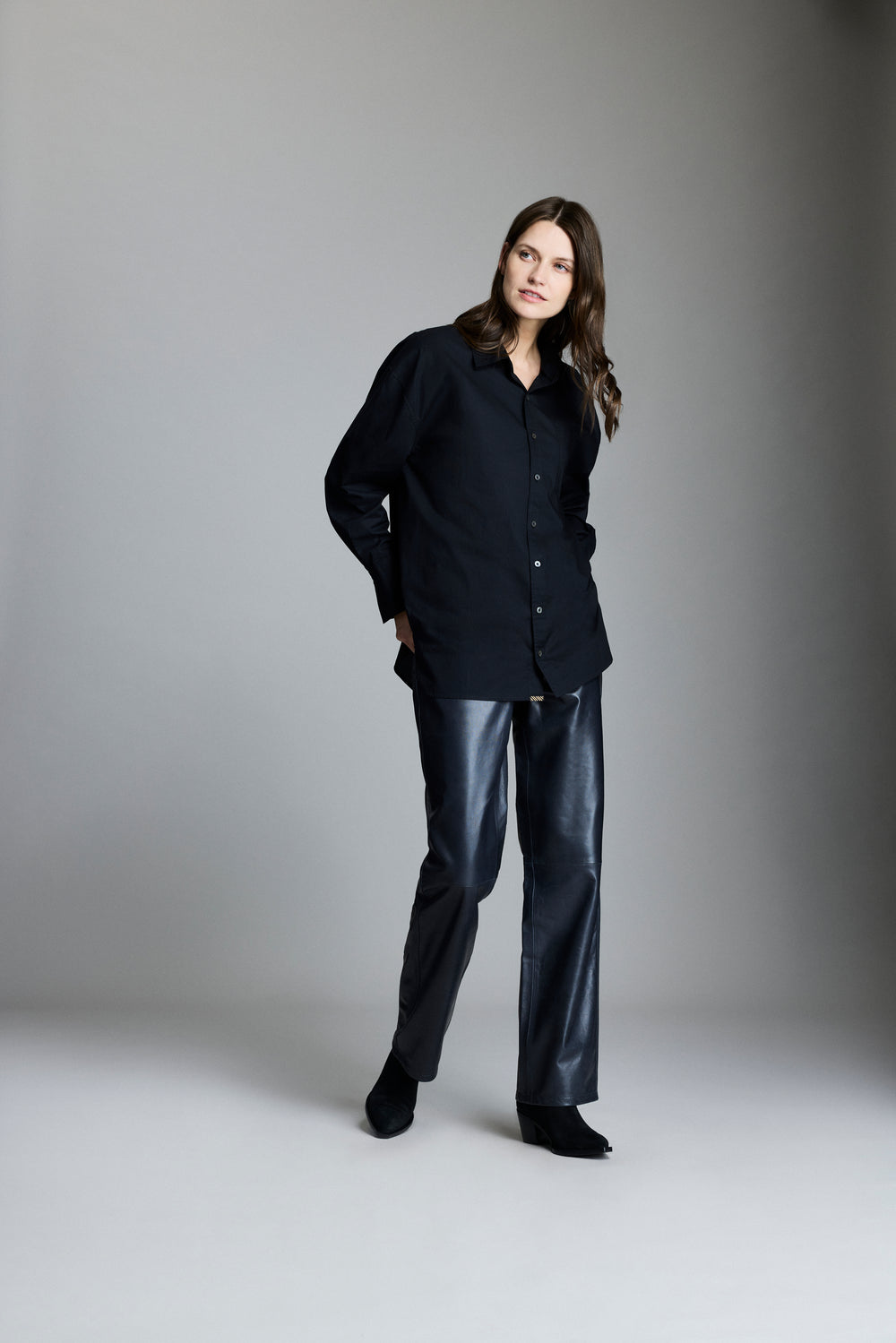Model wears the Detachable Collar Dolman Shirt