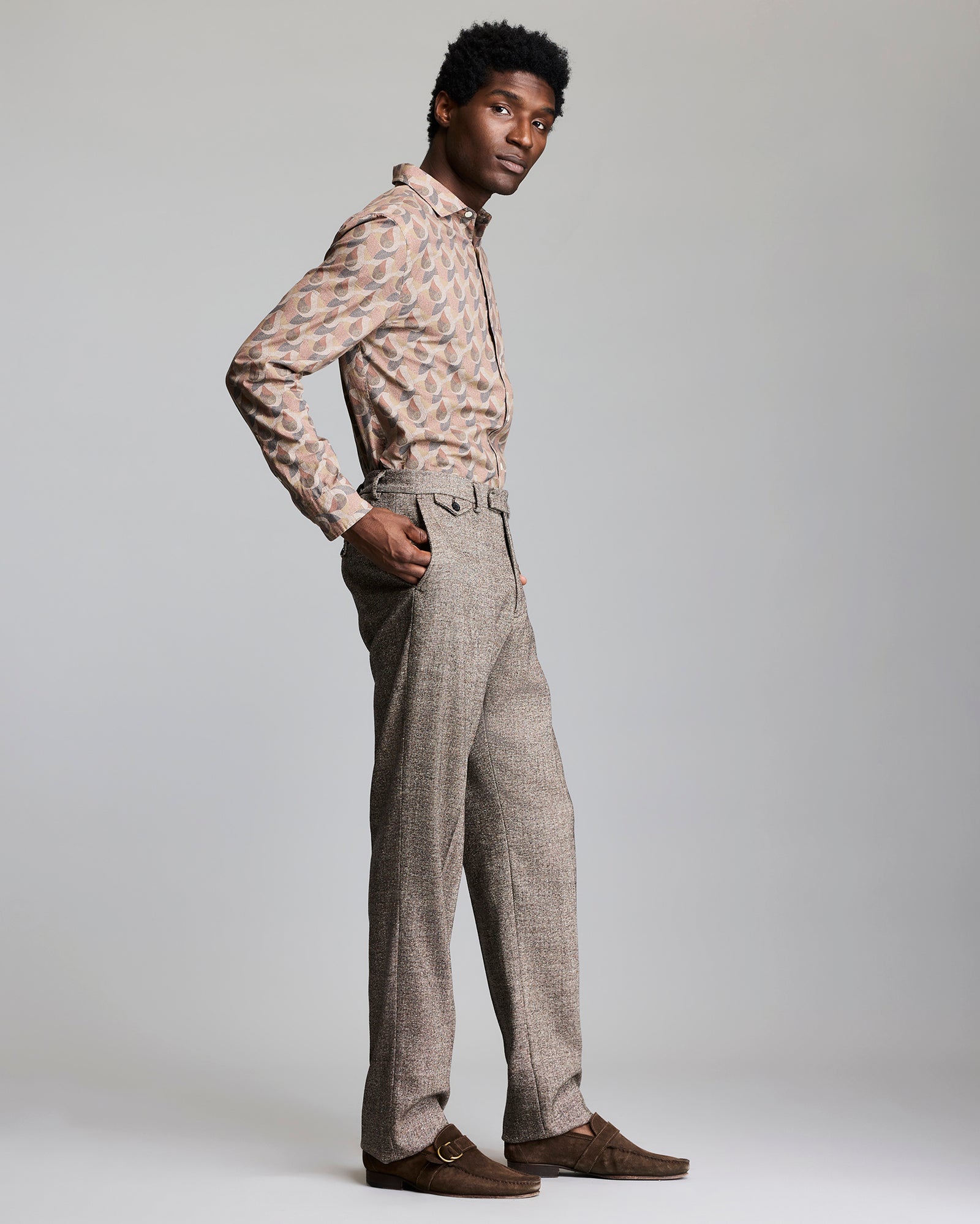 WOOL SILK FLAT FRONT TROUSER	BROWN/MULTI