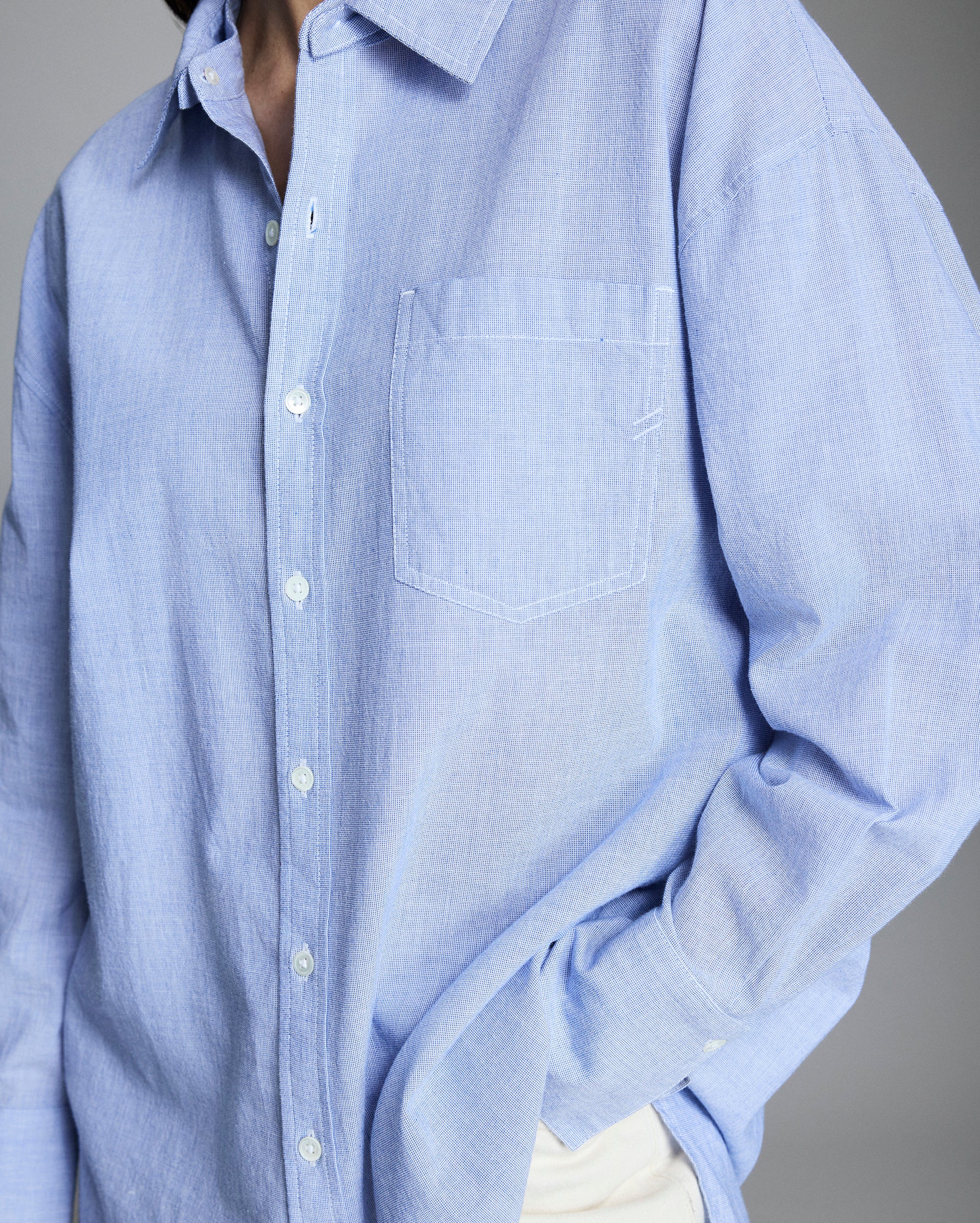 Detail shot showing the pocket at the chest.