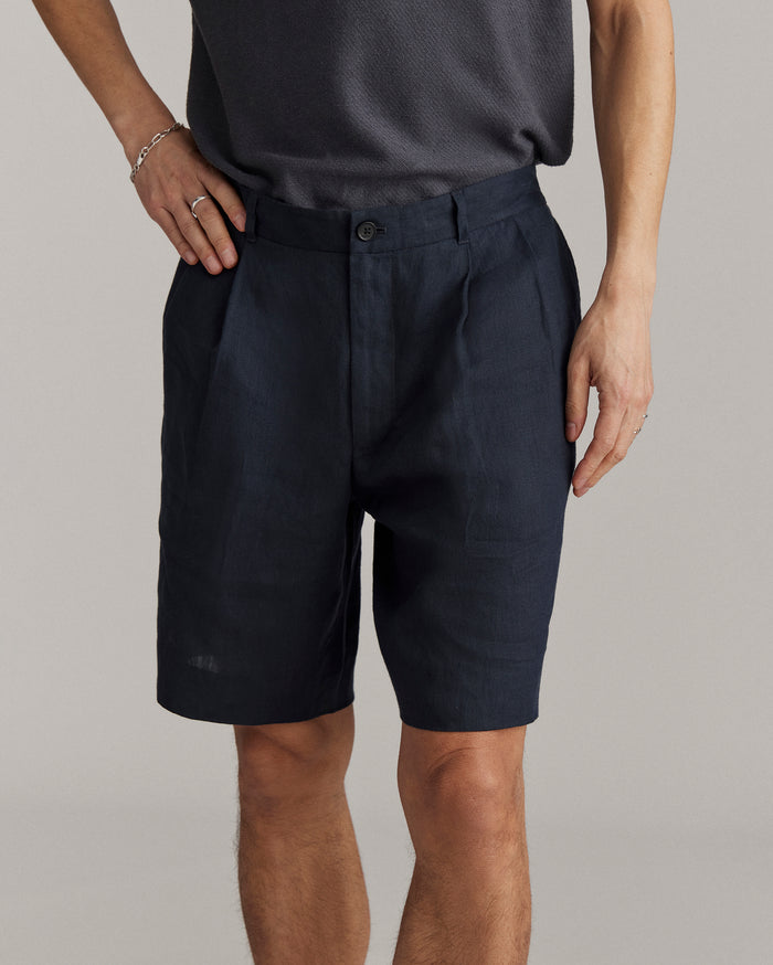 Double Pleated Short