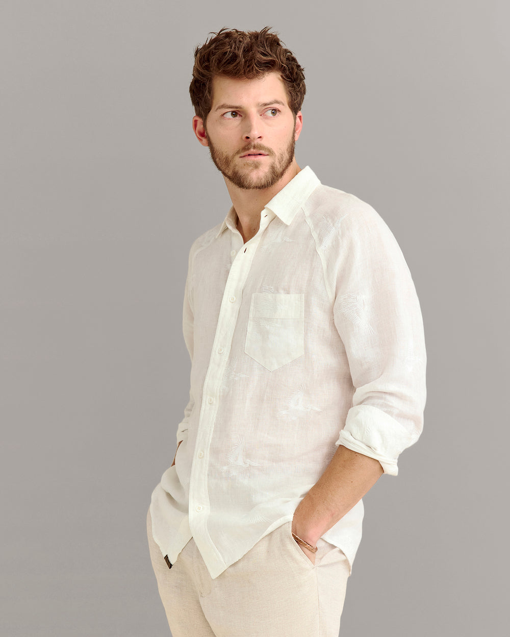 EMBROIDERED PELICAN SWARM RAGLAN SHIRT