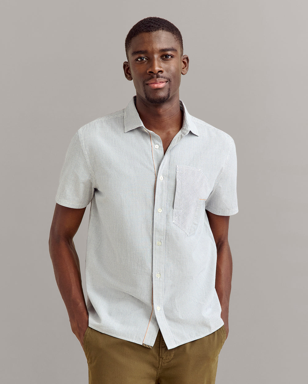 Billy Reid SHORT SLEEVE SELVEDGE WORK SHIRT	WHITE/CARBON BLUE