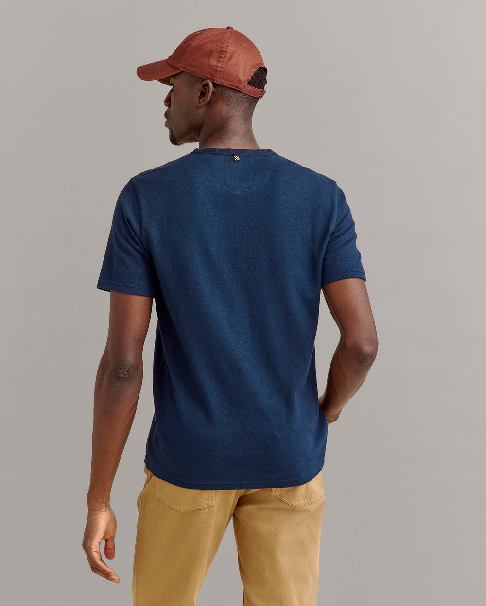 Short Sleeve Hemp Cotton Henley in Carbon Blue