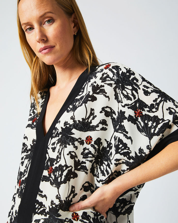 Banded Kaftan Blouse in Black/White