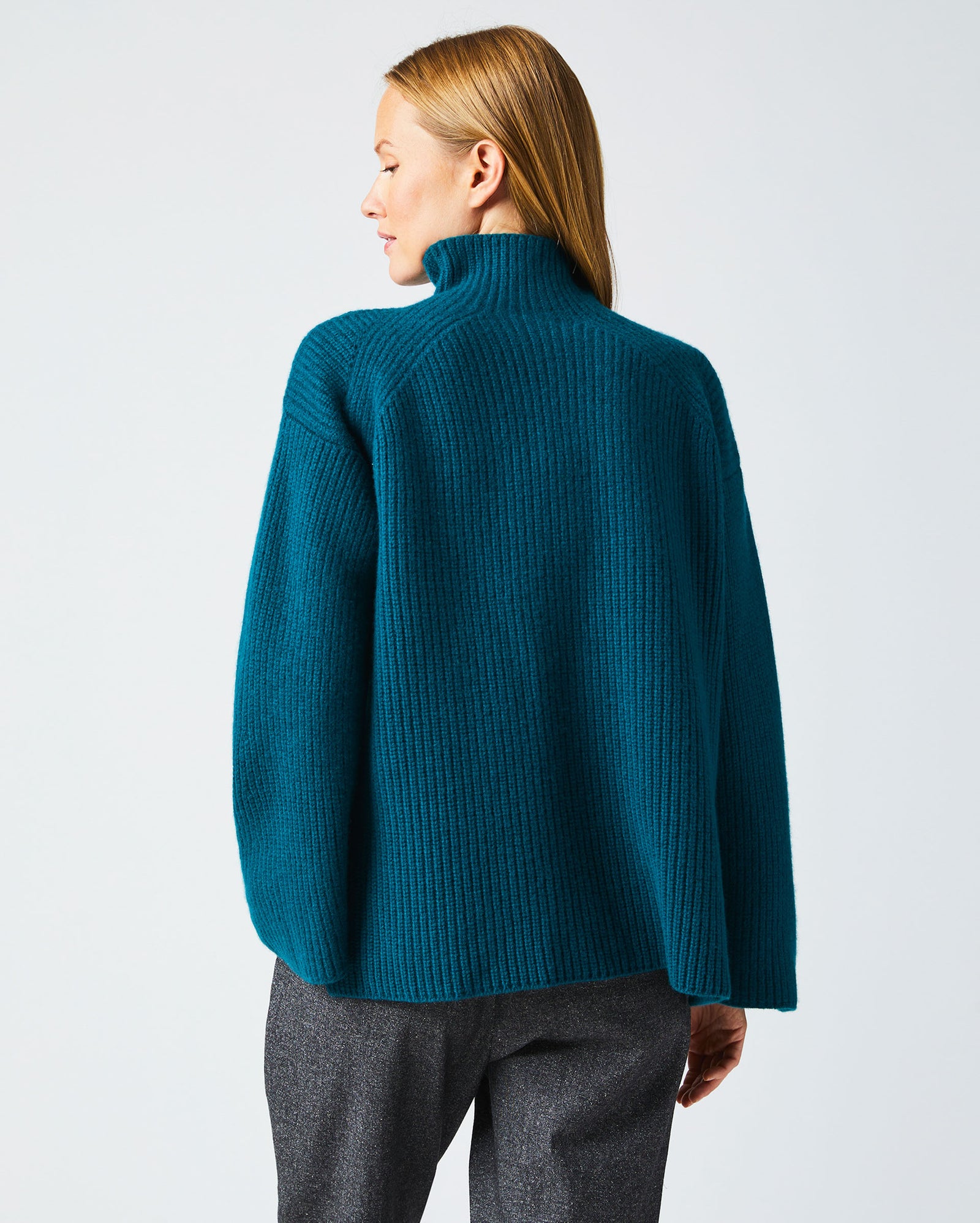 Transfer Rib Funnel Sweater in Dark Teal