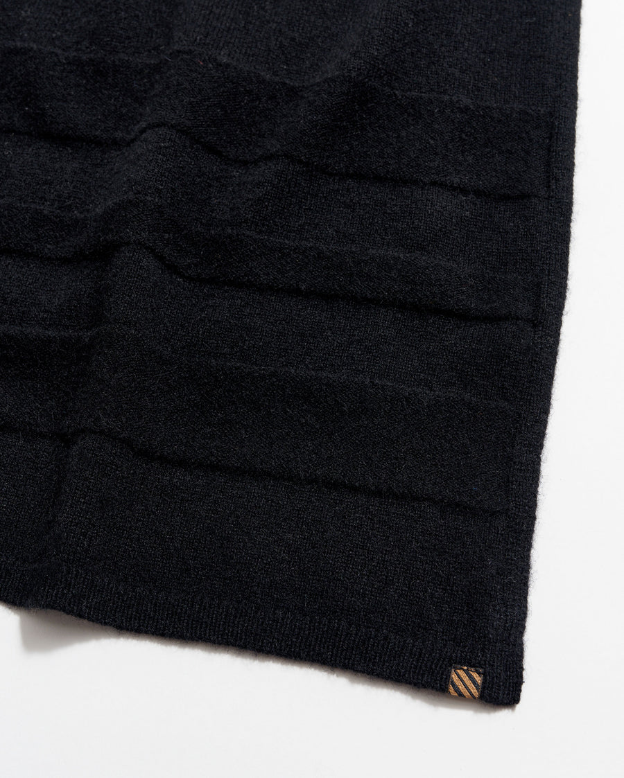 CASHMERE SWEATER WRAP