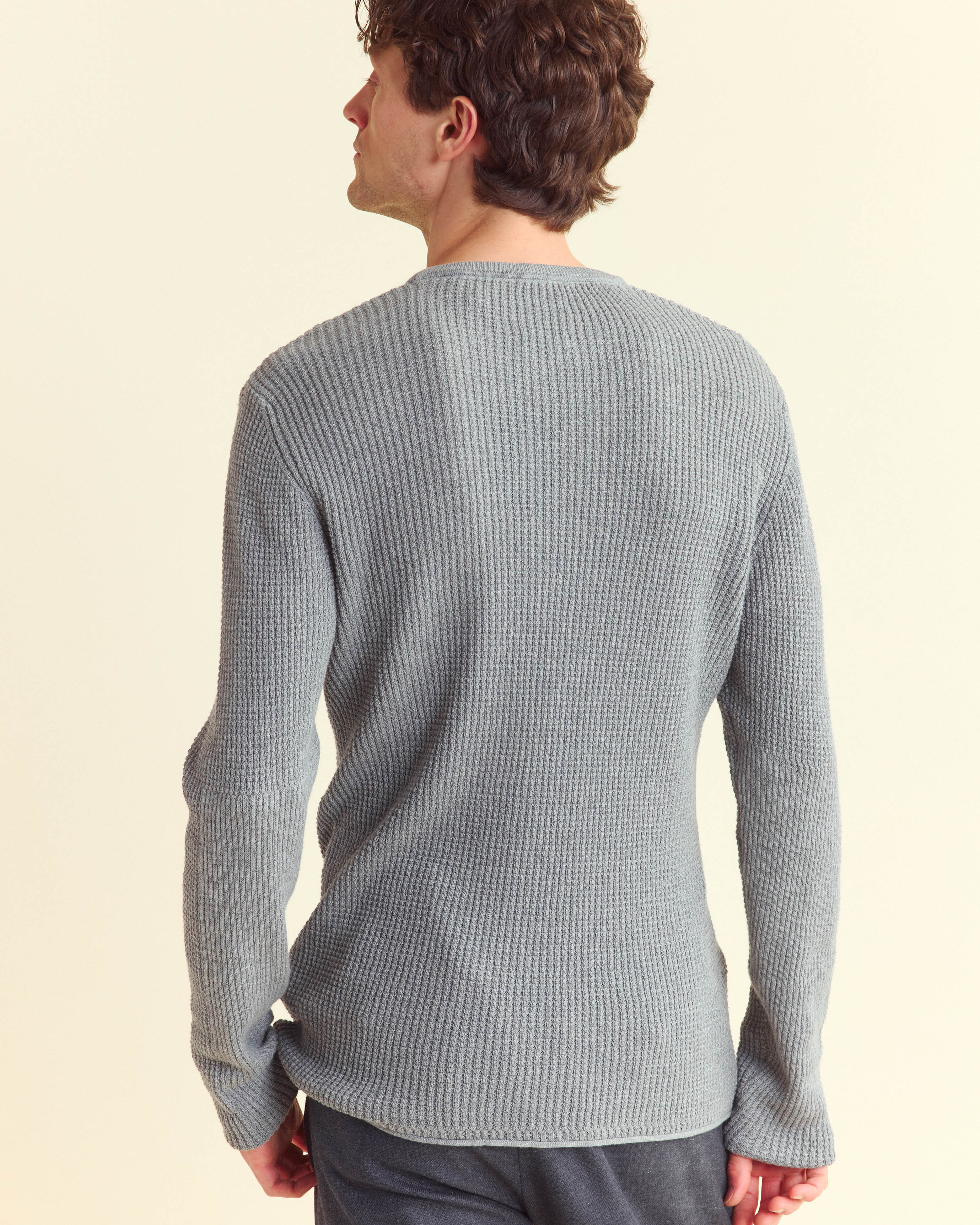 Billy Reid ミニワッフル クルーネック ロンT 送関込 Billy Reid Mini Waffle Crew | Soft Cotton-Cashmere Knit