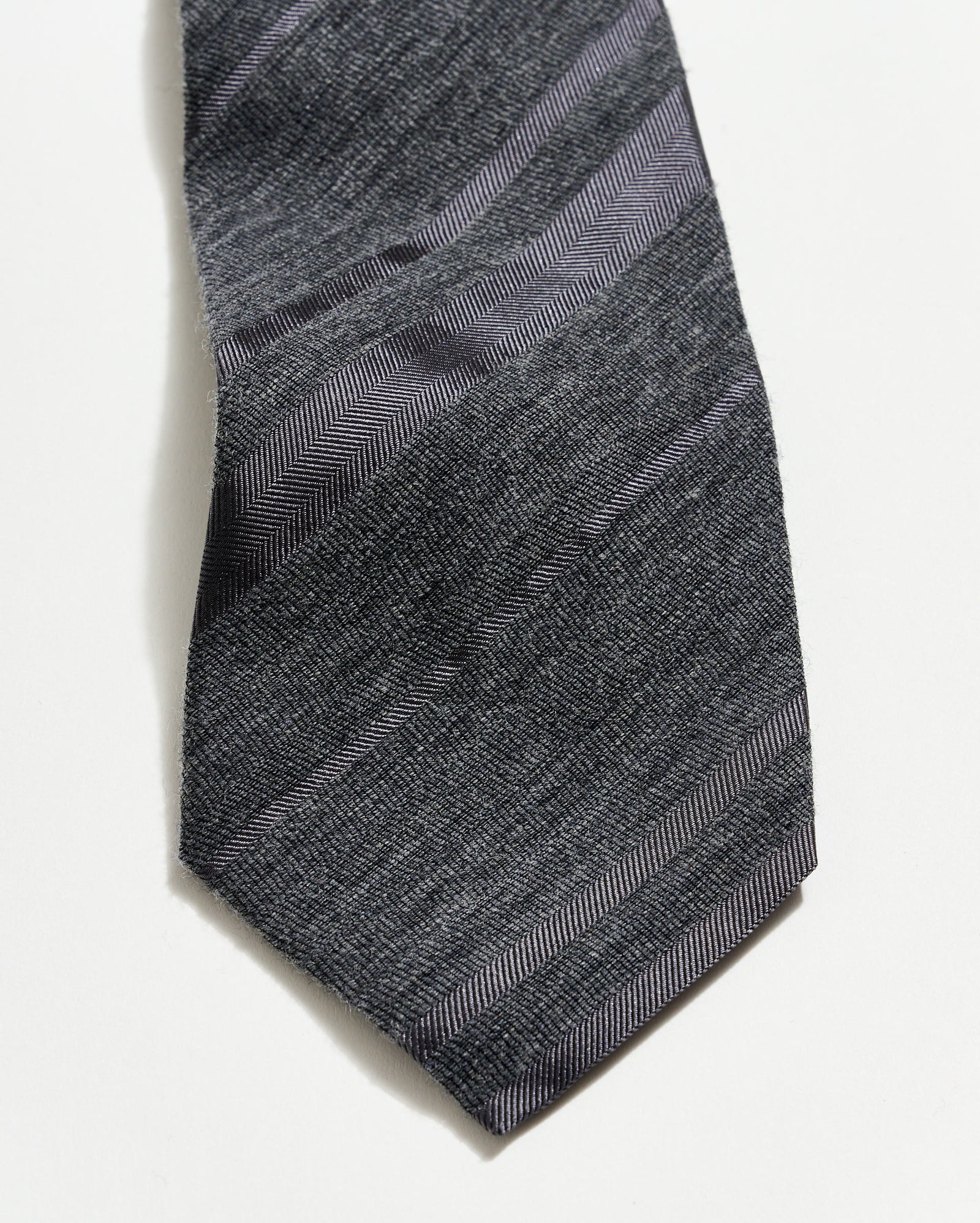 Tonal Verigated Striped Tie