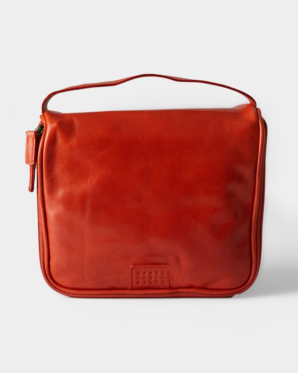Carson Wash Kit in Mont Blanc Coral - front
