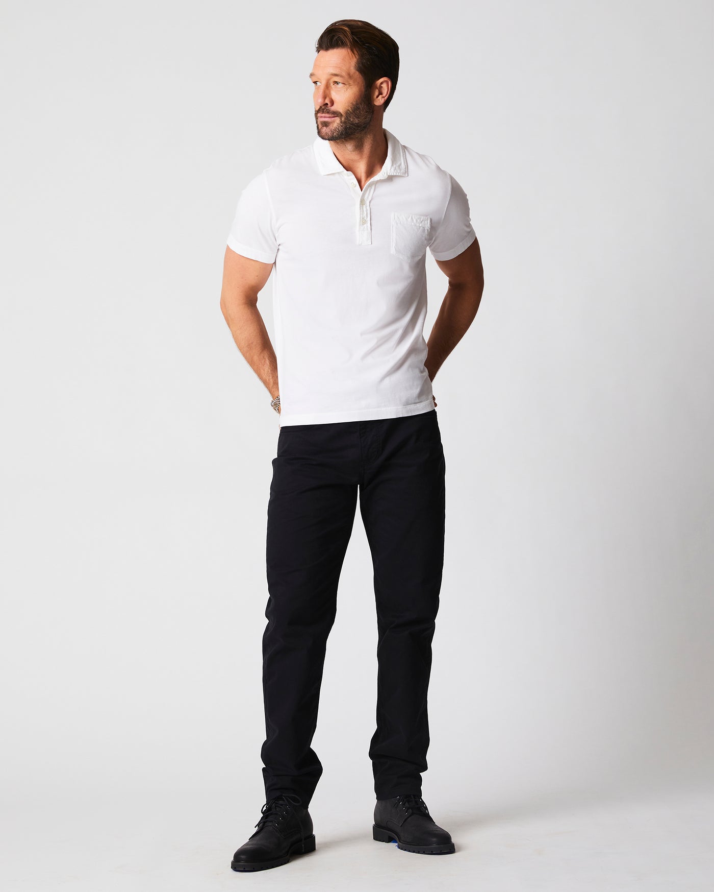 Model is 6'2" wearing size medium.