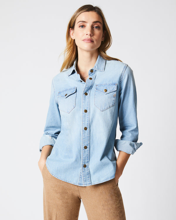 WOMEN'S SHOALS DENIM SHIRT