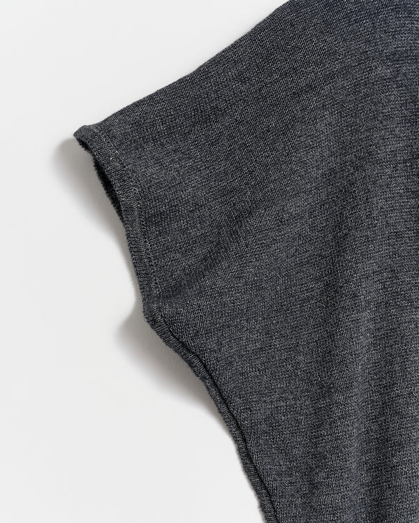 Short Sleeve Bound V Neck Sweater in Black