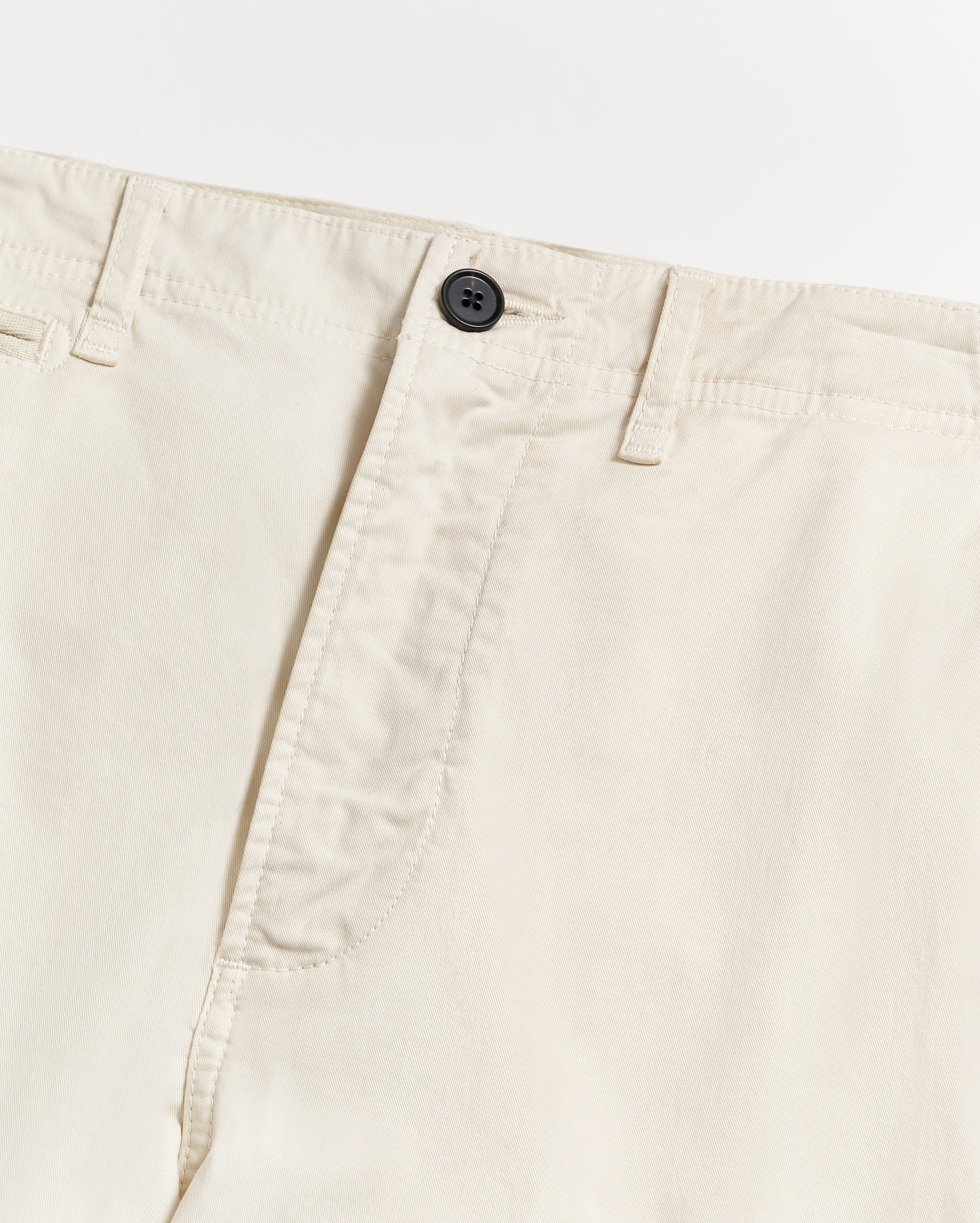 CHINO PANT IN EGGSHELL SLIM FIT Billy Reid