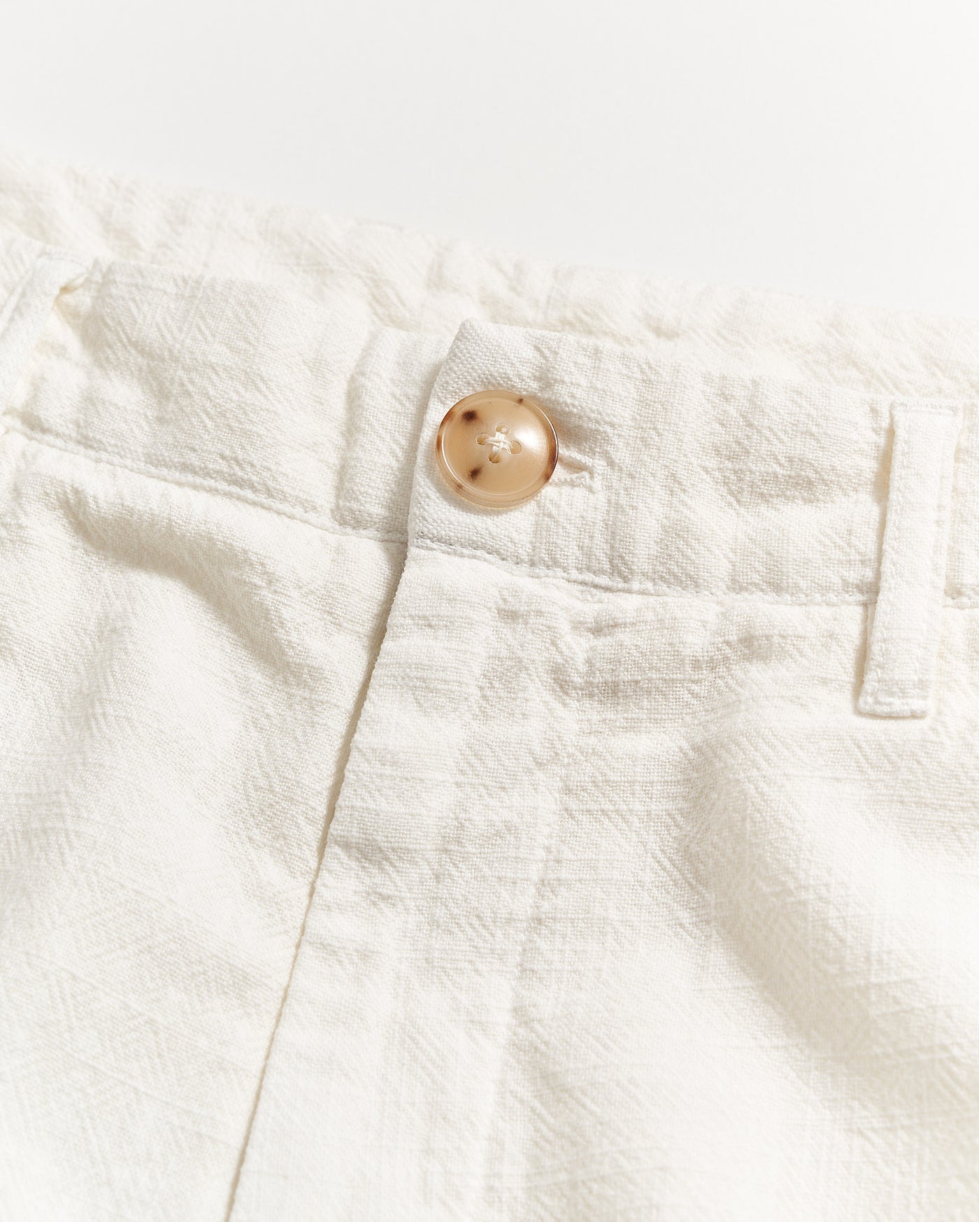 Slub Cotton Short in Tinted White
